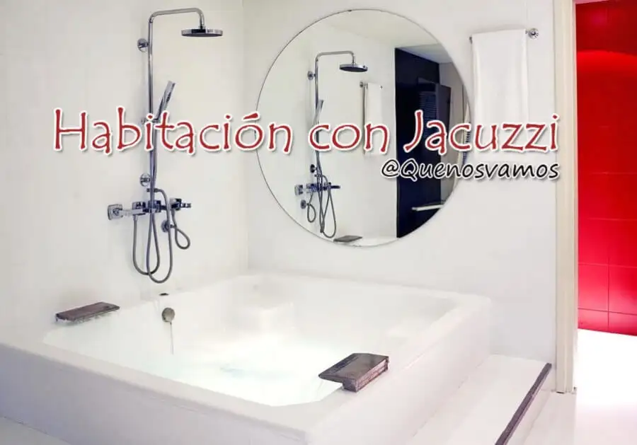 habitacion con jacuzzi