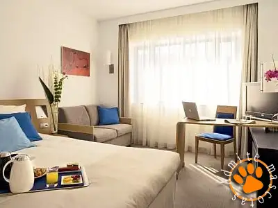 hoteles que admiten mascotas cerca de IFEMA Madrid