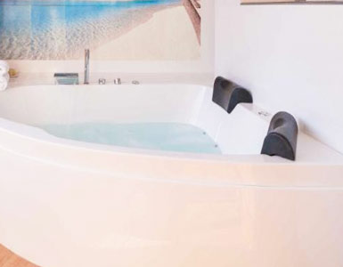 Hoteles con bañera de hidromasaje en la habitación Zaragoza
